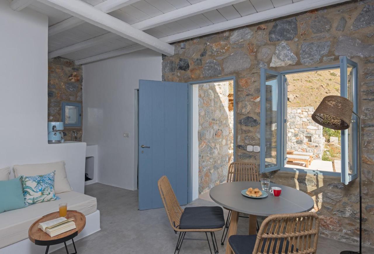 Nisides Suites Livadi  Екстериор снимка
